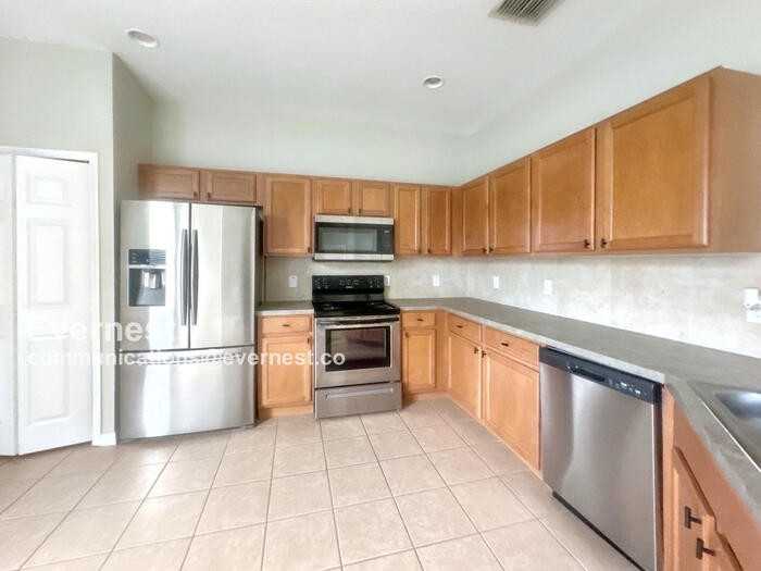 1361 Periwinkle Blue Way - Photo 3 of 16