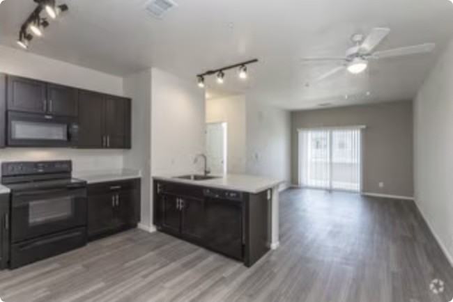 9287 E 105th Pl #204