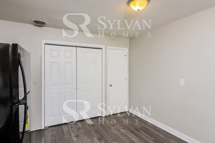 213 N Beech Ave - Photo 3 of 14