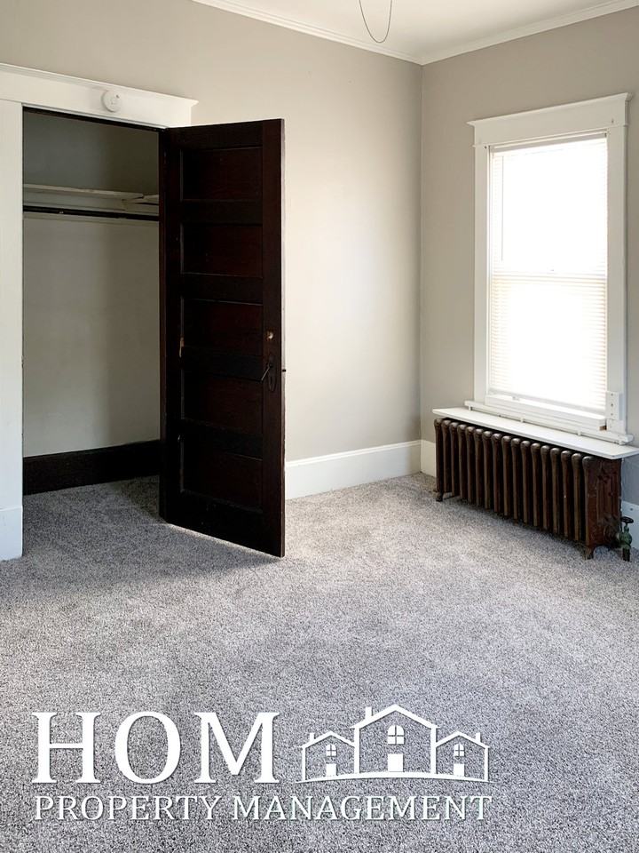 517 S Broad St #7 - Photo 2 of 10