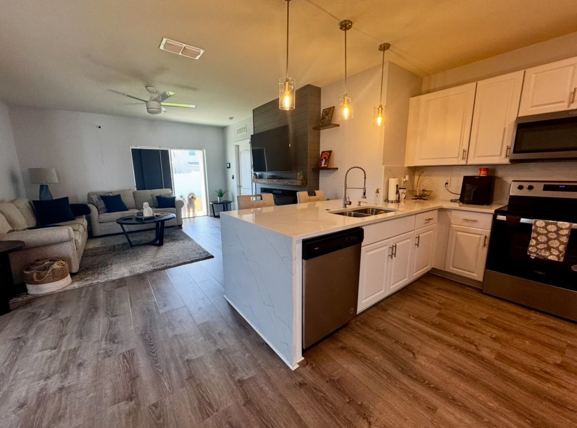 1567 Barberry Dr #NA - Photo 6 of 22