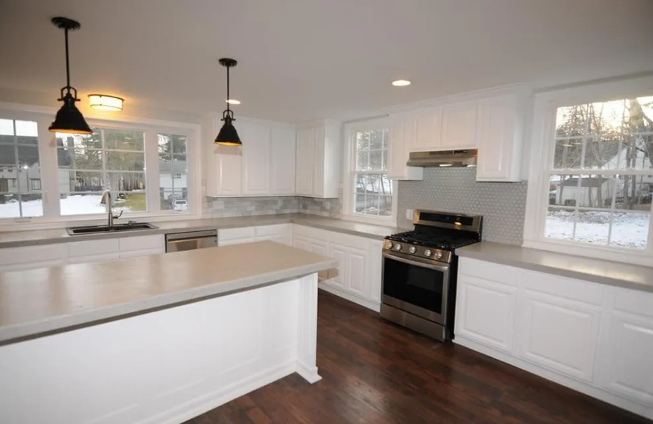 44 Curran Rd #NA - Photo 4 of 19