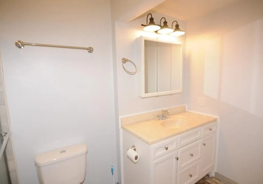 44 Curran Rd #NA - Photo 7 of 19