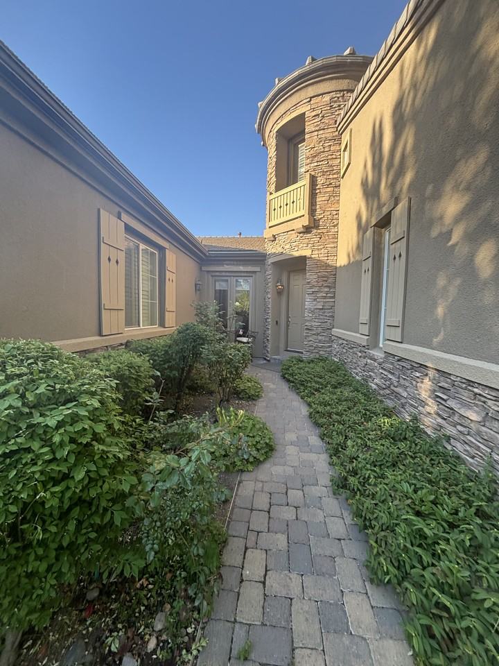 2670 Fury Ct #NA - Photo 2 of 24