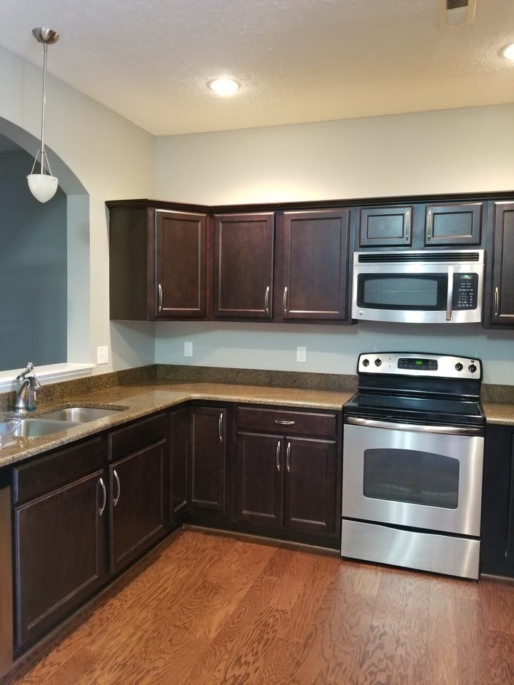 202 Capital St #NA - Photo 3 of 31