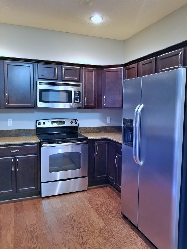 202 Capital St #NA - Photo 4 of 31