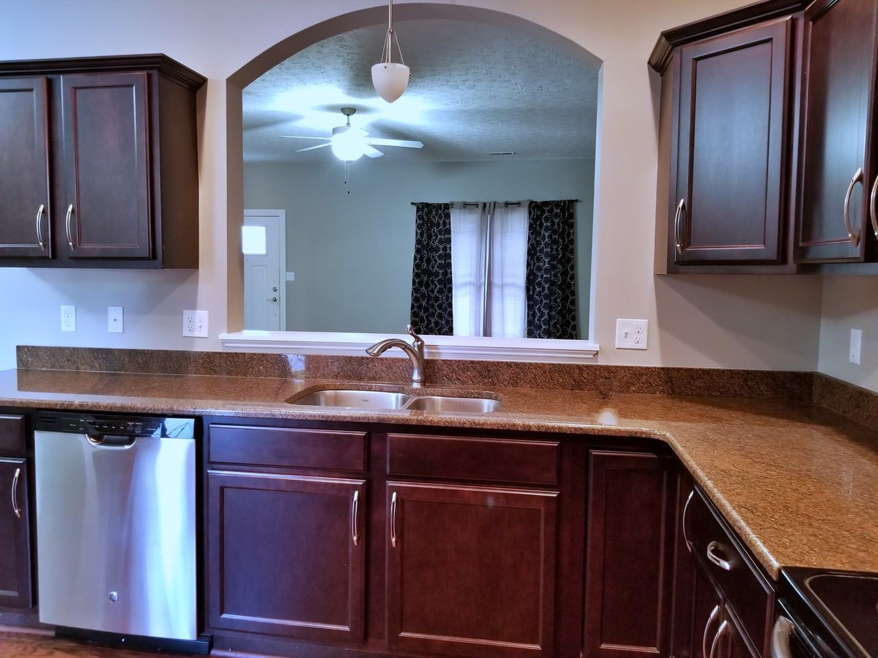 202 Capital St #NA - Photo 5 of 31