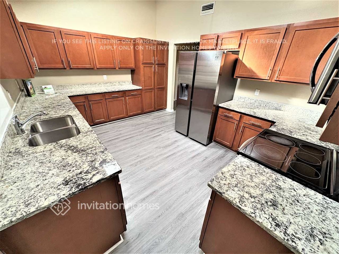 7210 Meadowbrook Dr - Photo 3 of 15