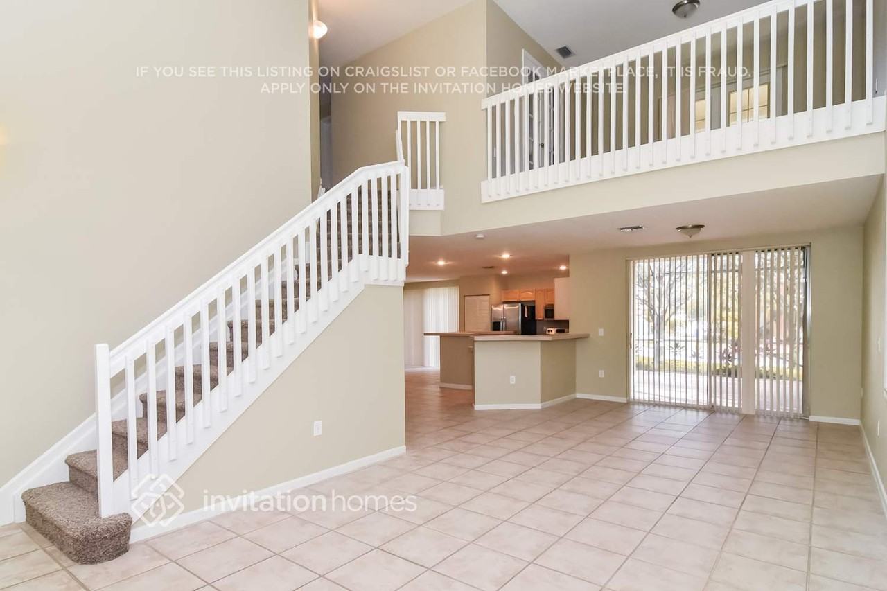 11568 Nw 6th Ct - Photo 3 of 19
