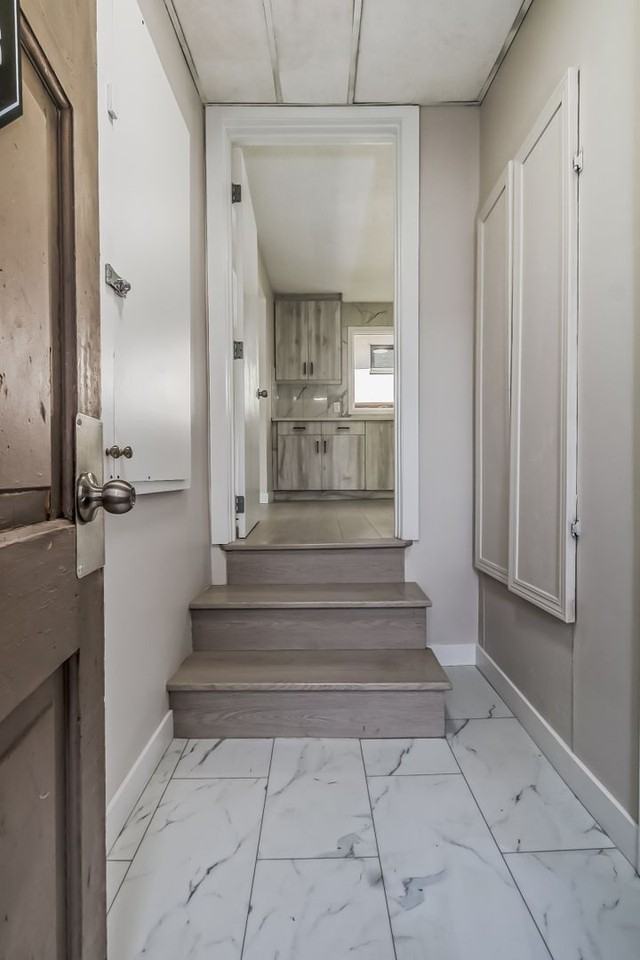 1917 24 Street SW - Photo 3 of 22