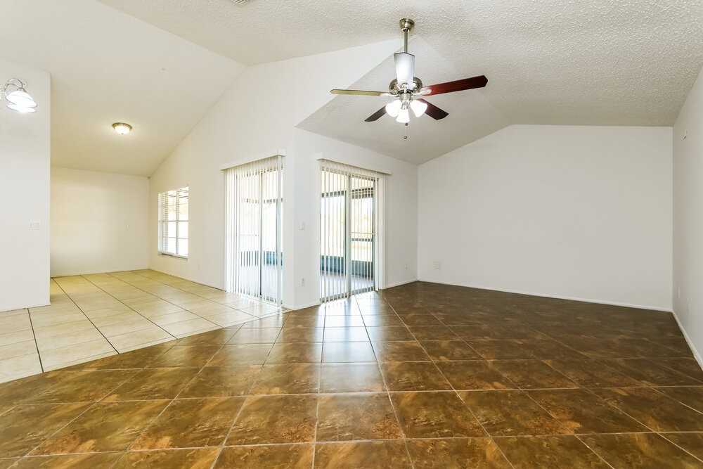 12525 Idaho Woods Ln - Photo 3 of 16