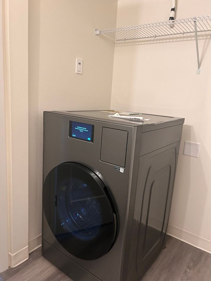 Lakewood Station - Photo 5 of 18