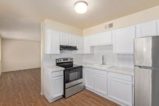 Earll Drive Apartments - Photo 1 of 1