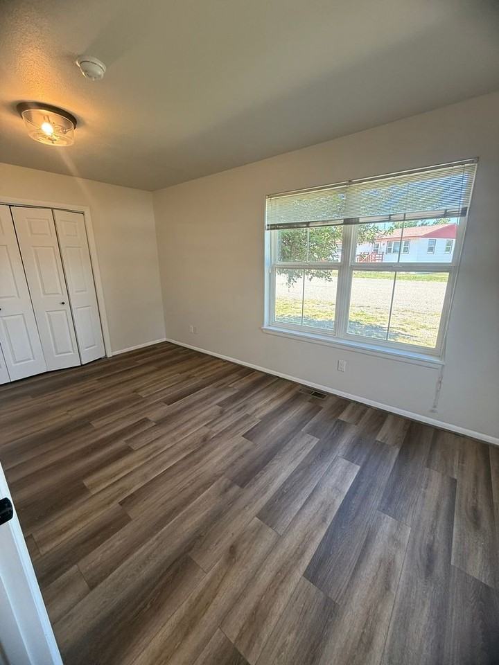 529 N 14th St - Photo 7 of 32