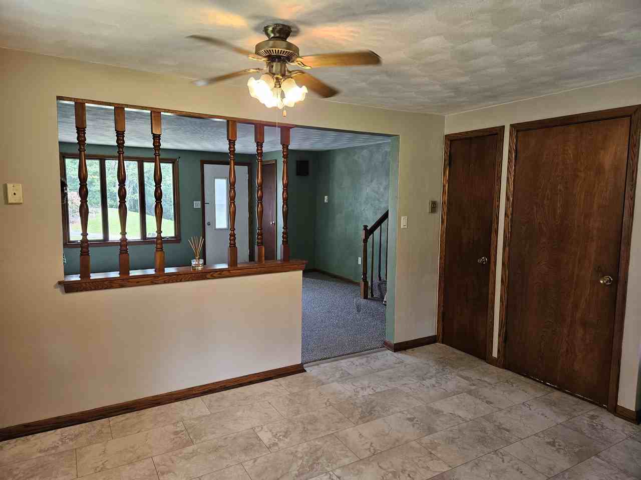 171 Floyd Street - Photo 3 of 12