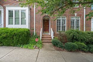 202 Greenview Dr - Photo 1 of 1
