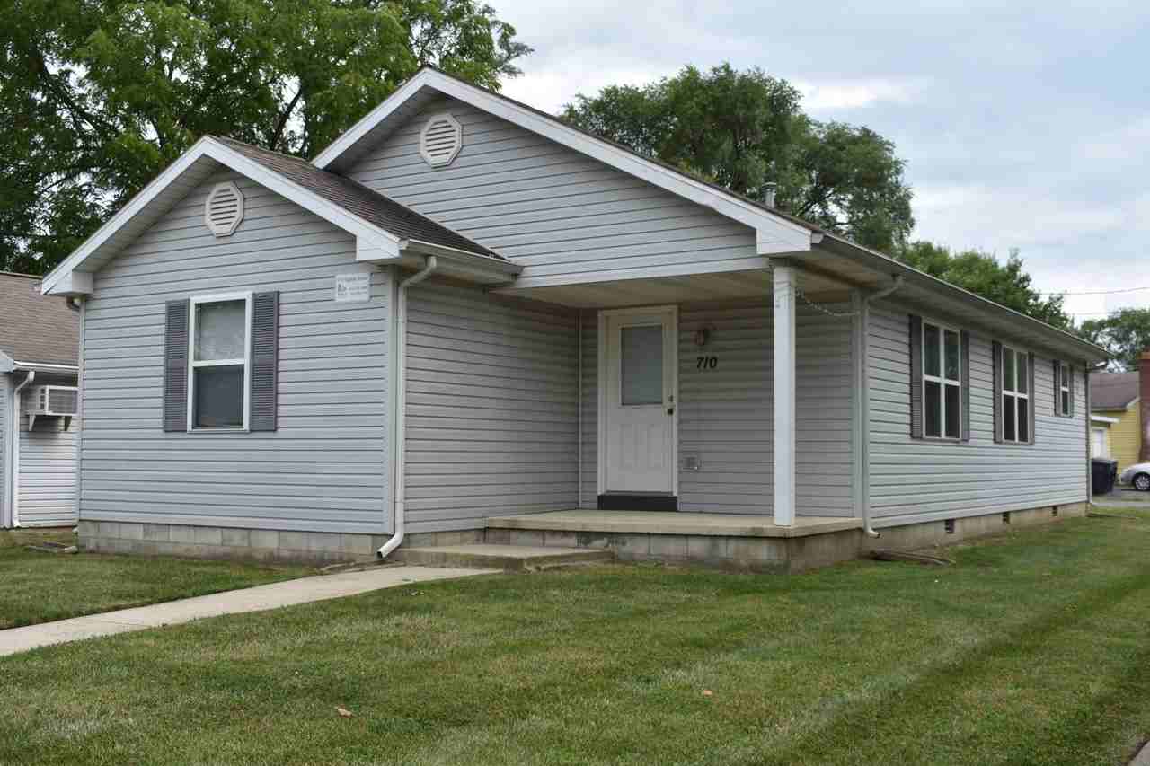 John Newlove - Photo 2 of 28