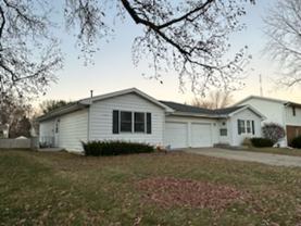 819 Deerfield Rd - Photo 1 of 1