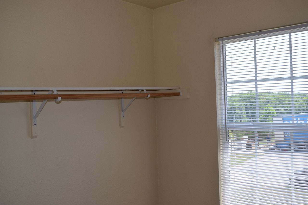 22545B Hollow Oak Ln - Photo 2 of 28