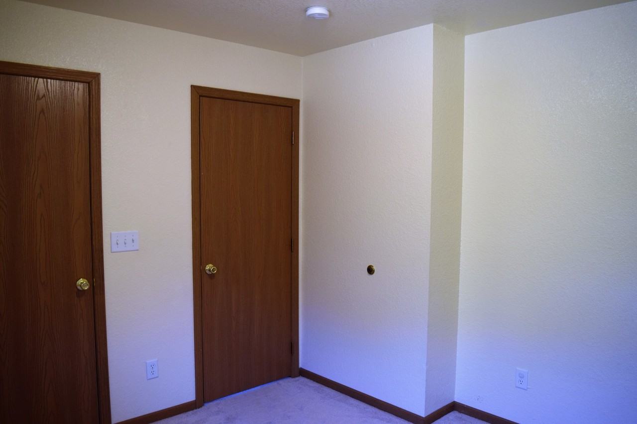 22545B Hollow Oak Ln - Photo 4 of 28