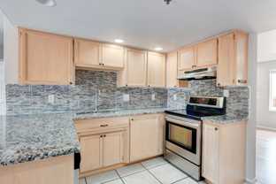 300 N Oak Harbor St #C102 - Photo 1 of 1
