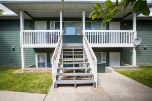 featured image of 2300 Benton Avenue