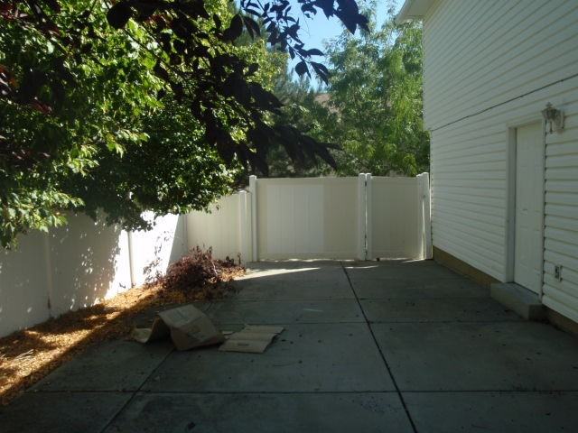 729 E 2700 N - Photo 3 of 14
