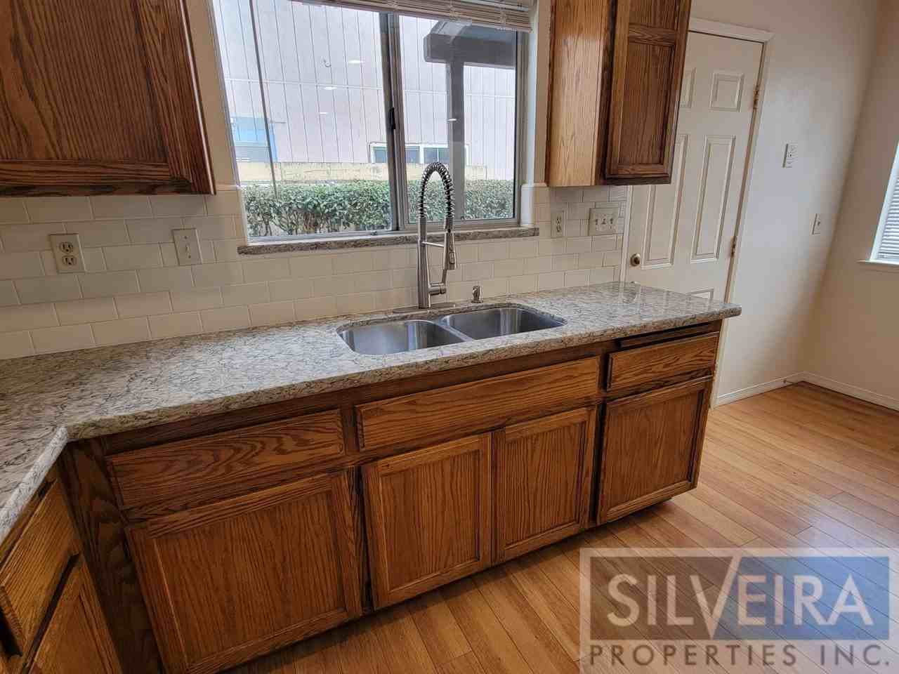 715 W Alvin Ave #B - Photo 2 of 26