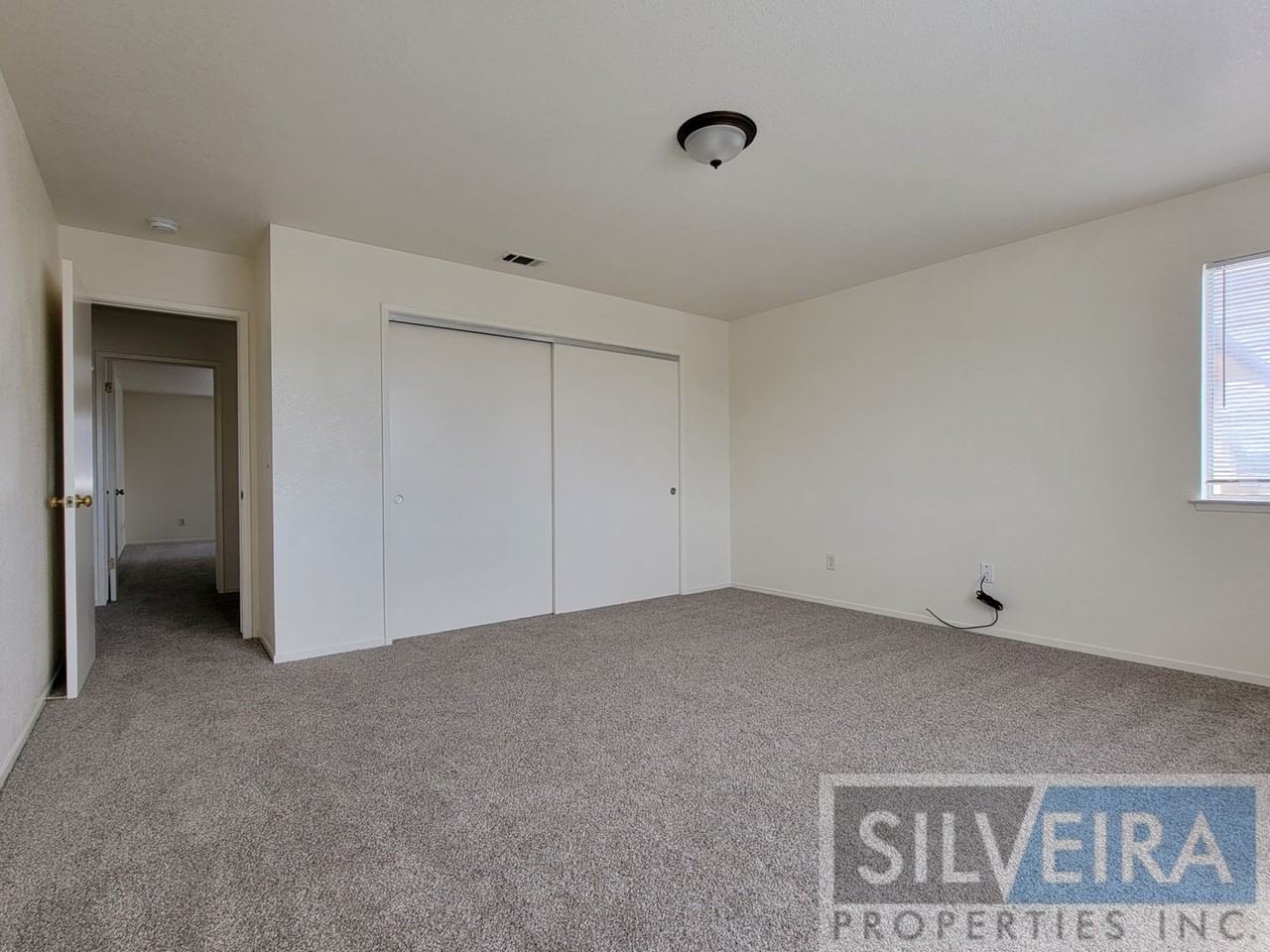 715 W Alvin Ave #B - Photo 5 of 26