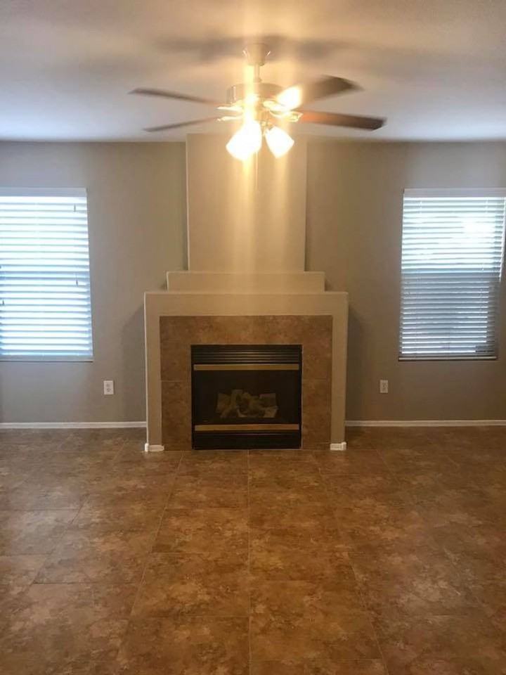 2425 E Hazeltine Way - Photo 4 of 26