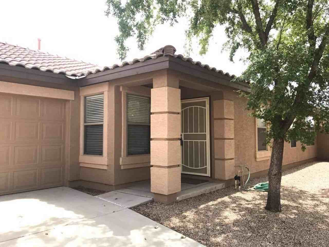 2425 E Hazeltine Way - Photo 5 of 26