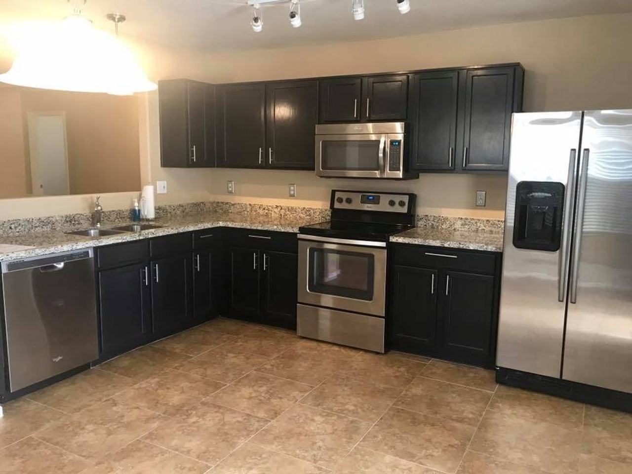 2425 E Hazeltine Way - Photo 6 of 26