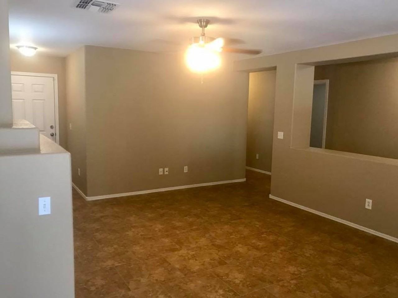 2425 E Hazeltine Way - Photo 5 of 26