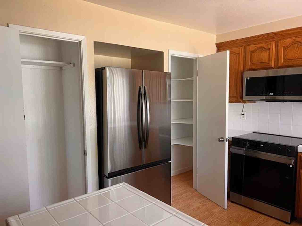 116 Avenida Espana - Photo 3 of 13
