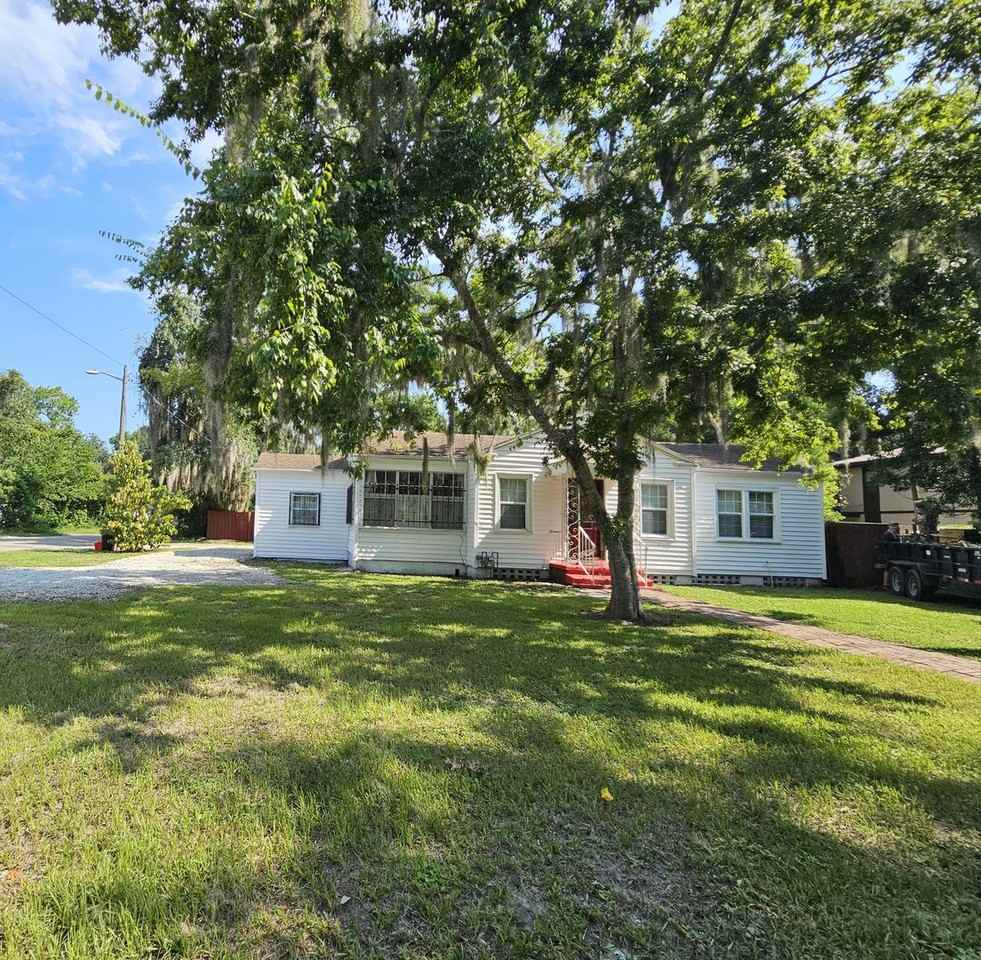 1822 Nw 6th Ave - Photo 2 of 39