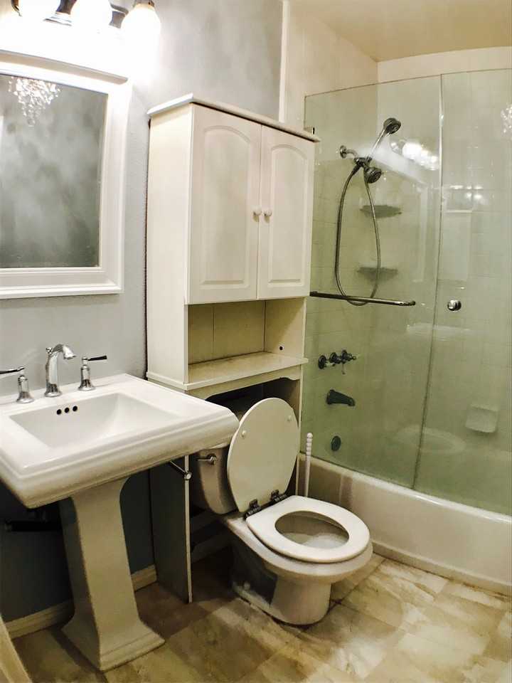15661 Viewridge Ln - Photo 6 of 10