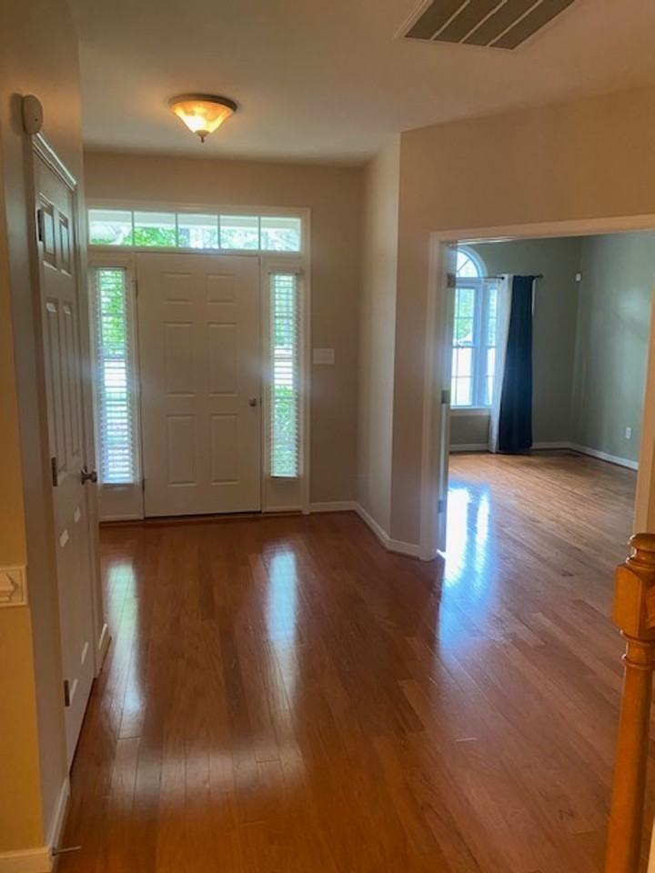 11631 Winding River Rd - Photo 3 of 25