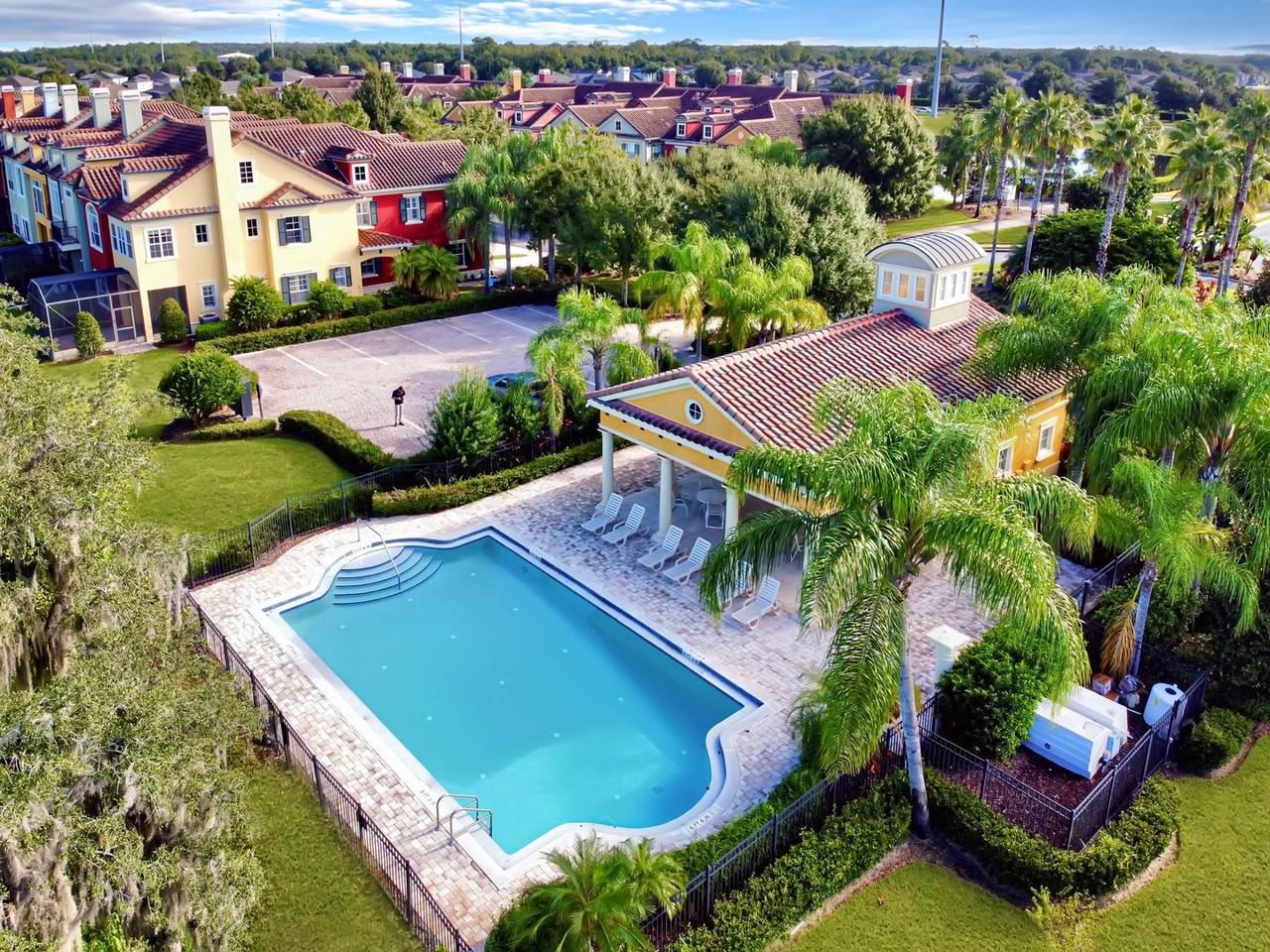 1775 Lake Side Ave - Photo 2 of 50