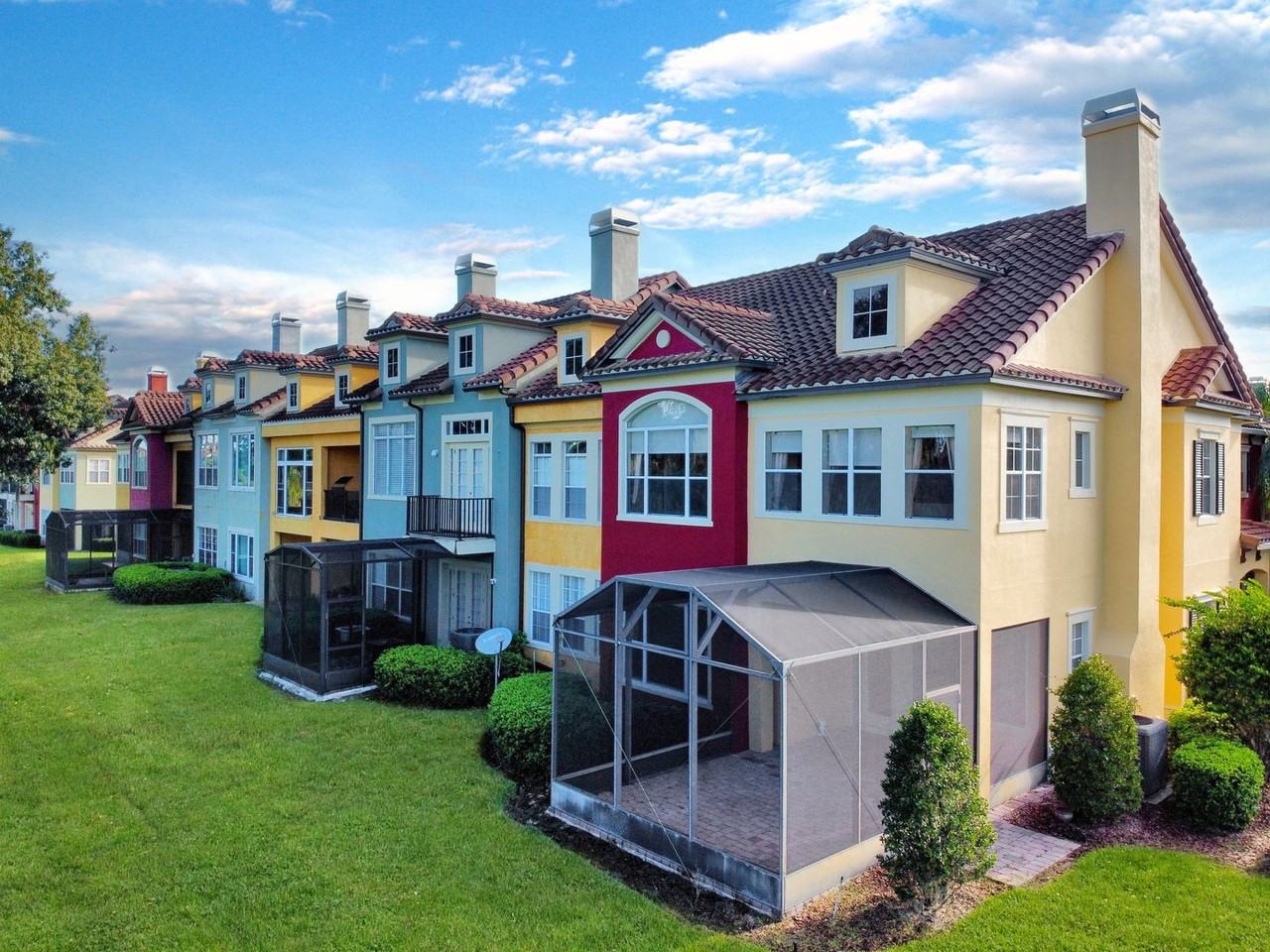 1775 Lake Side Ave - Photo 3 of 50