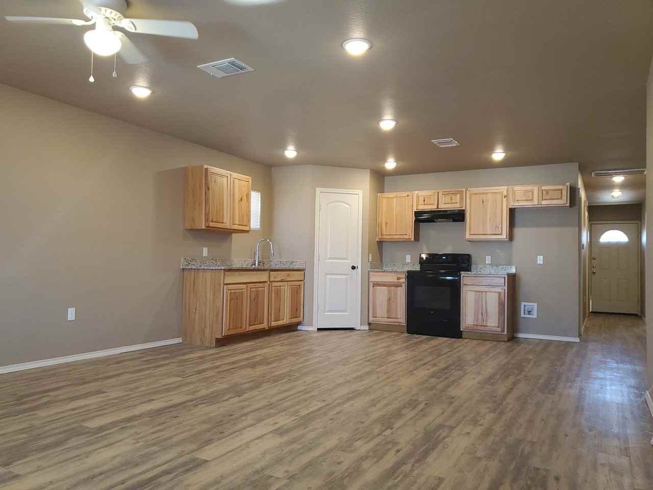 2218 E Main St - Photo 2 of 12