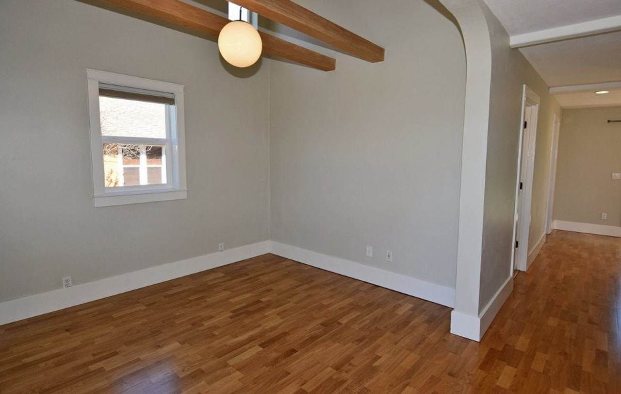 3146 Ne 78th Ave - Photo 2 of 5