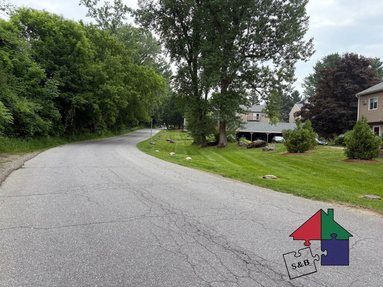 D14 Stonehedge Dr - Photo 2 of 33