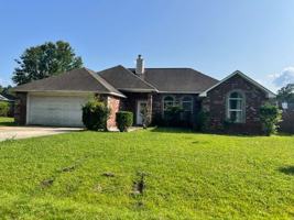 featured image of 2005 Parkview Dr