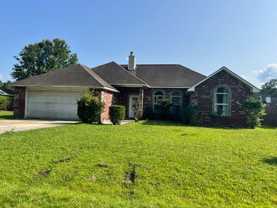 2005 Parkview Dr - Photo 1 of 1