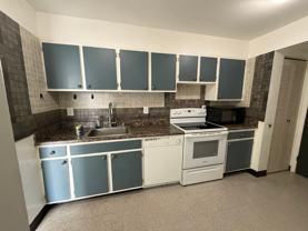 220 Linden St - Photo 1 of 1