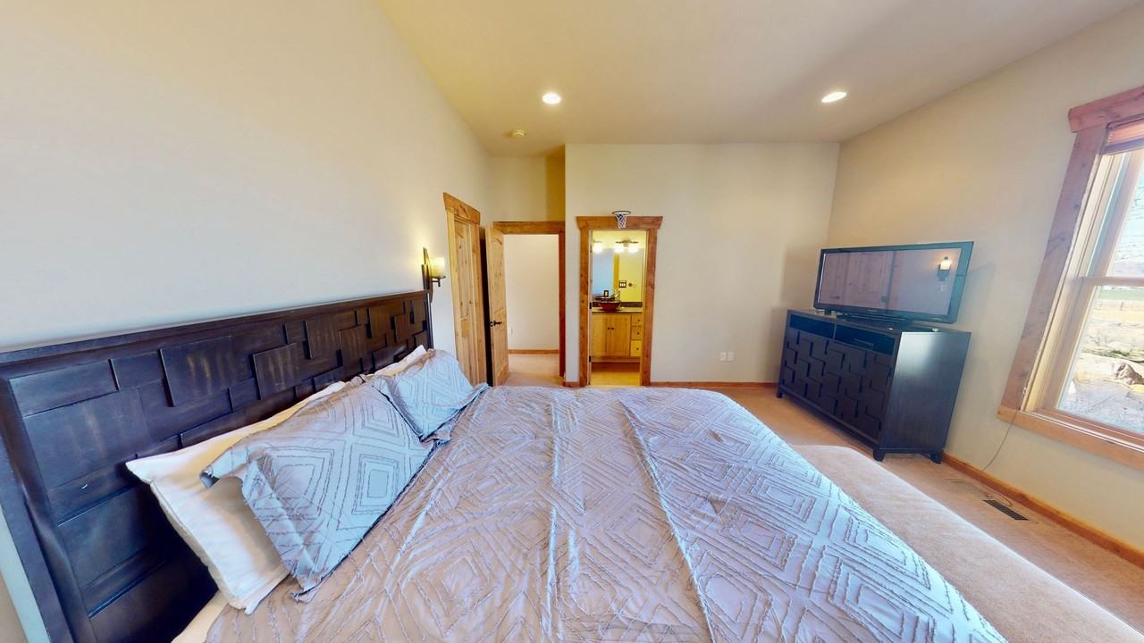 4185 Shadowfax Run - Photo 2 of 40