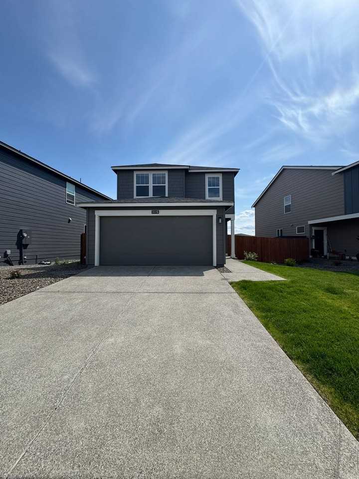 3115 Wrangler Dr - Photo 2 of 26