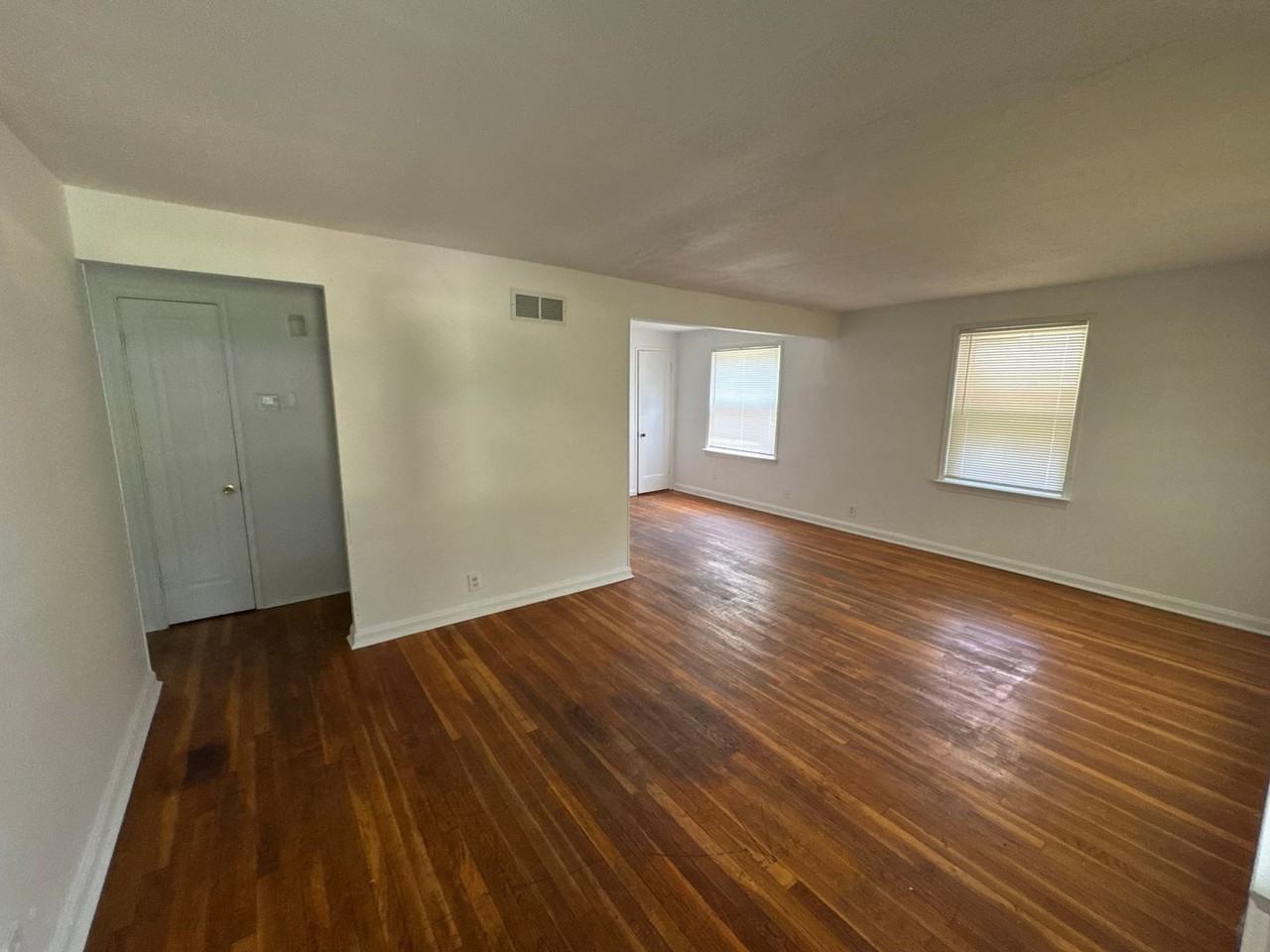 8117 Bluemont Way - Photo 2 of 21