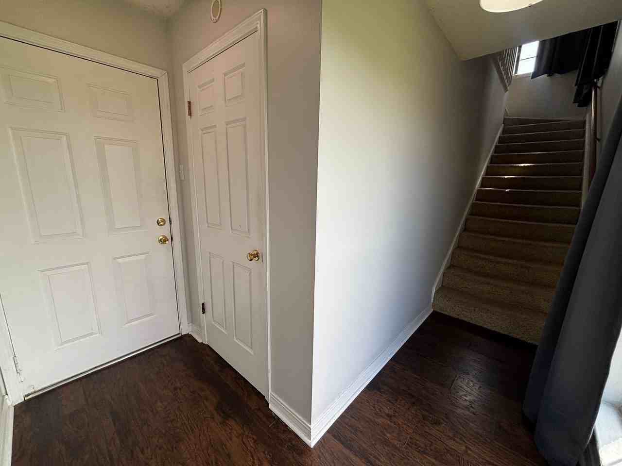 12 Meadow Creek Dr - Photo 3 of 11
