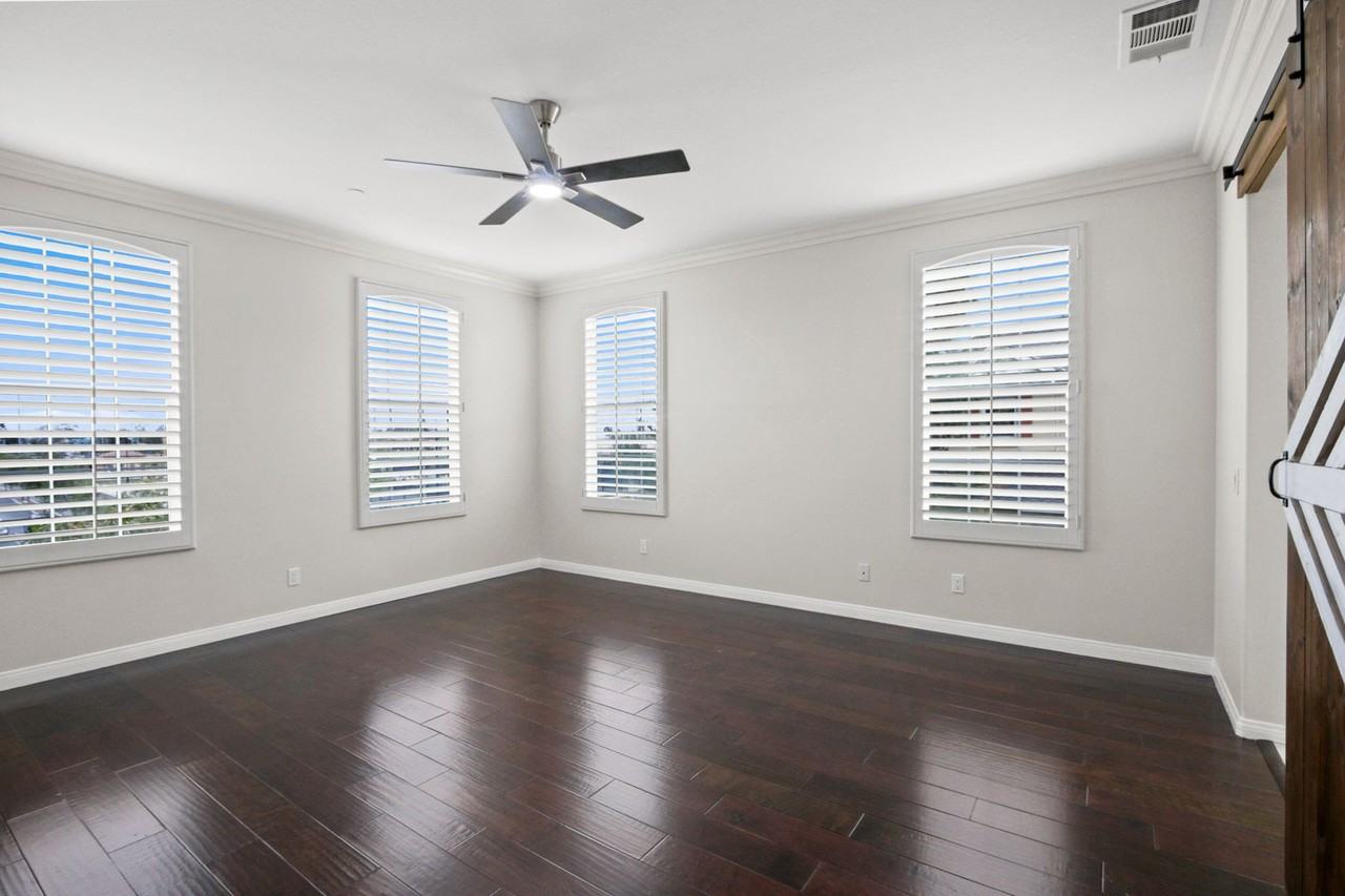 15262 Severyns Rd - Photo 5 of 11
